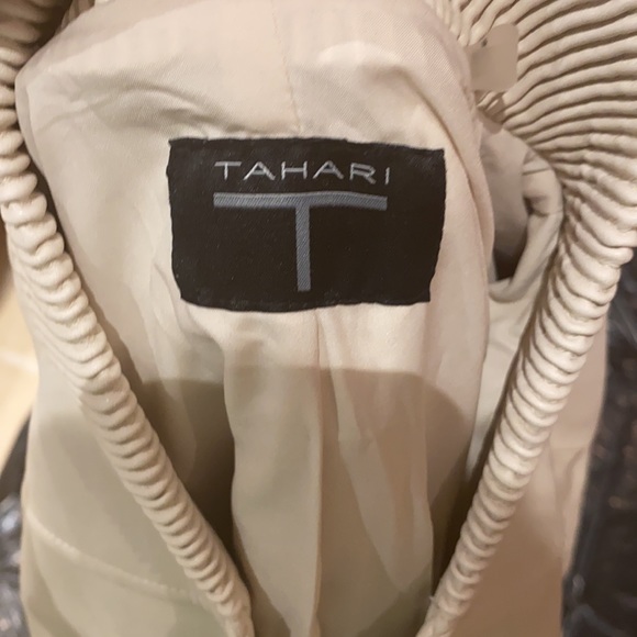 Tahari Leather Jacket - Picture 3 of 3